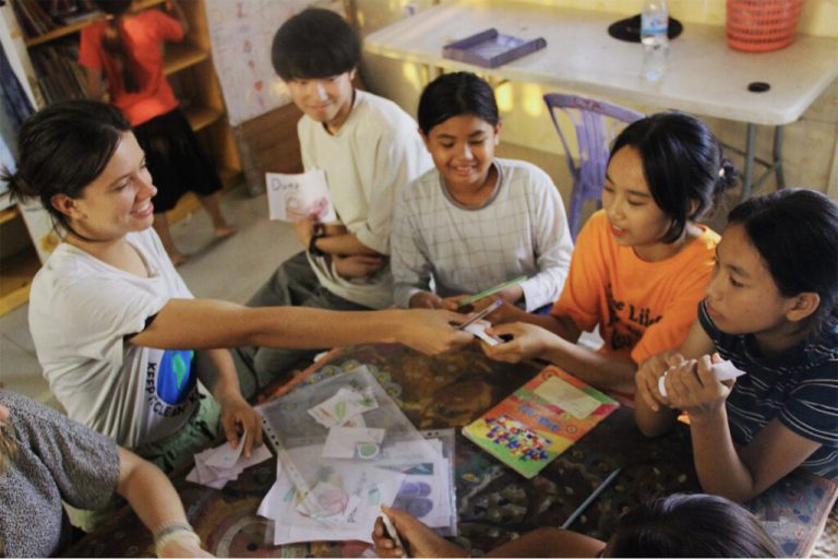 Volontariato in Cambogia, educazione, mangrovie e Angkor