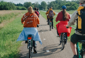volontari in bici